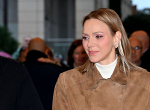 Princeza Šarlin u ultra LUKSUZNOM izdanju na božićnom spektaklu u Monaku održala lekciju o STILU