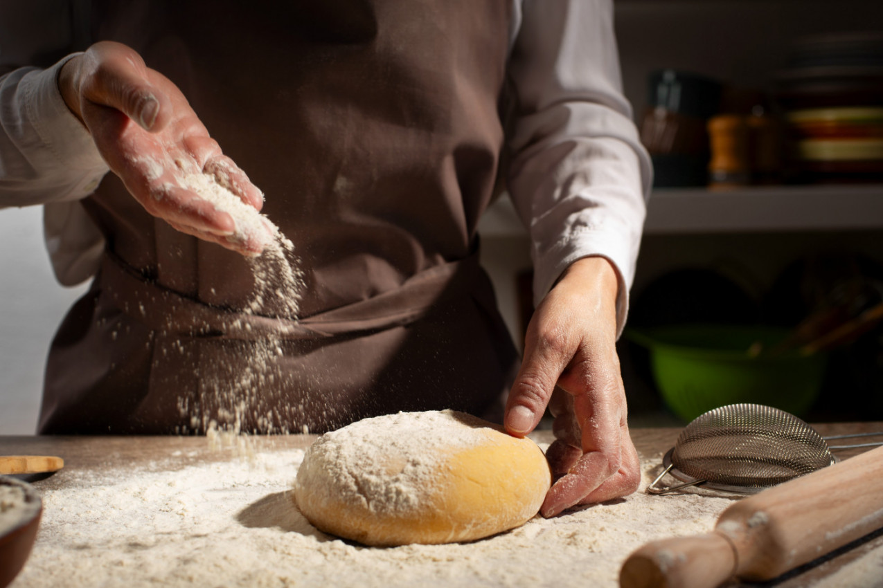 Nije svejedno koje brašno koristite: Evo kada ide oštro, a kada glatko, razlika je ogromna
