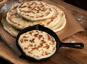 Najmekše TORTILJE IZ TIGANJA SA JOGURTOM: Nedeljno uživanje može da počne!