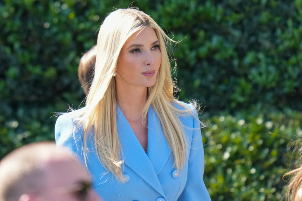 Ivanka Tramp nosi suknju s kojom nema greške: Ova boja je uvek u modi, prikriva nedostatke i lako se kombinuje