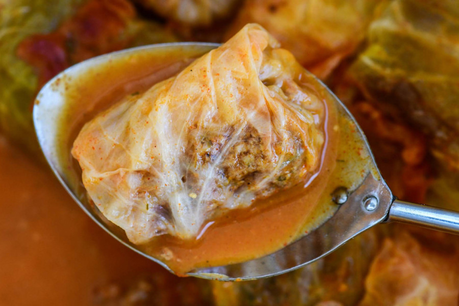 Ona je KRALJICA svake praznične trpeze: Ali, da li znate koliko sarma ima kalorija?