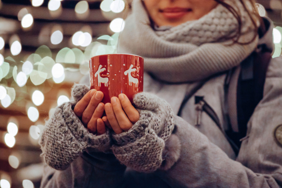 Ovaj jutarnji napitak čuva jetru i pokreće varenje: Vodu pomešajte sa ovim voćem i uživajte