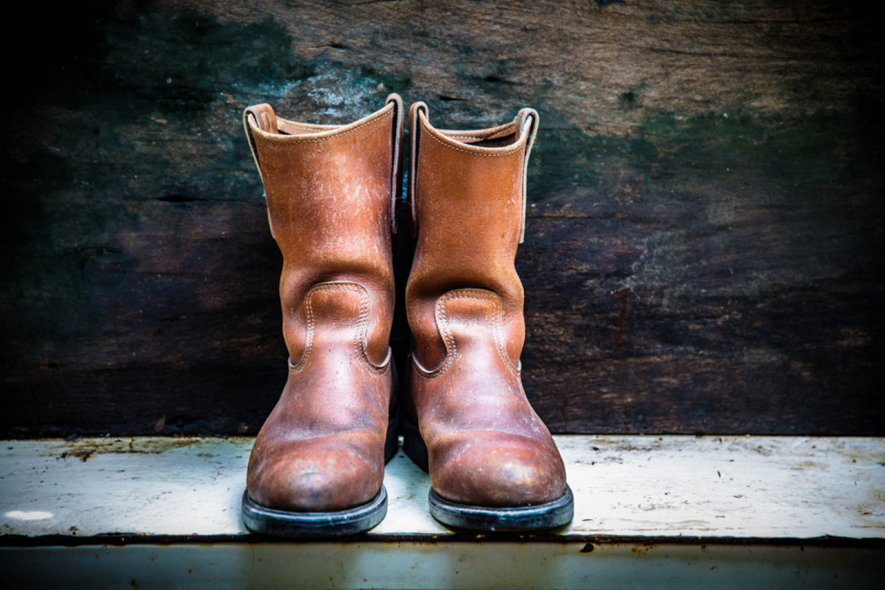 Zašto ČIZME PROPADAJU i kada ih retko nosimo: Ovo su česte greške koje skraćuju vek obuće, ne biste na njih ni pomislili