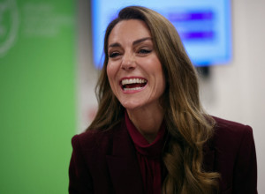 KEJT MIDLTON danas puni 44 godine, a rođendan proslavlja odlaskom u bolnicu: Duboko sam zahvalna što sam ŽIVA! (VIDEO)