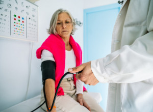 Postoji razlog zbog čega je PRITISAK VIŠI ZIMI: Stručnjaci upozoravaju na nešto što mnogi zanemaruju