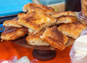 GIBANICA koja se topi se u ustima: Spolja hrskava, a iznutra mekana - samo ovako je ispravno da je pravite