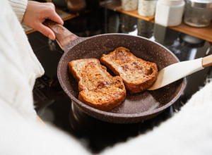 Kako su naše bake pravile savršene prženice bez viška masnoće: Samo ovako neće biti MASNE I GNJECAVE