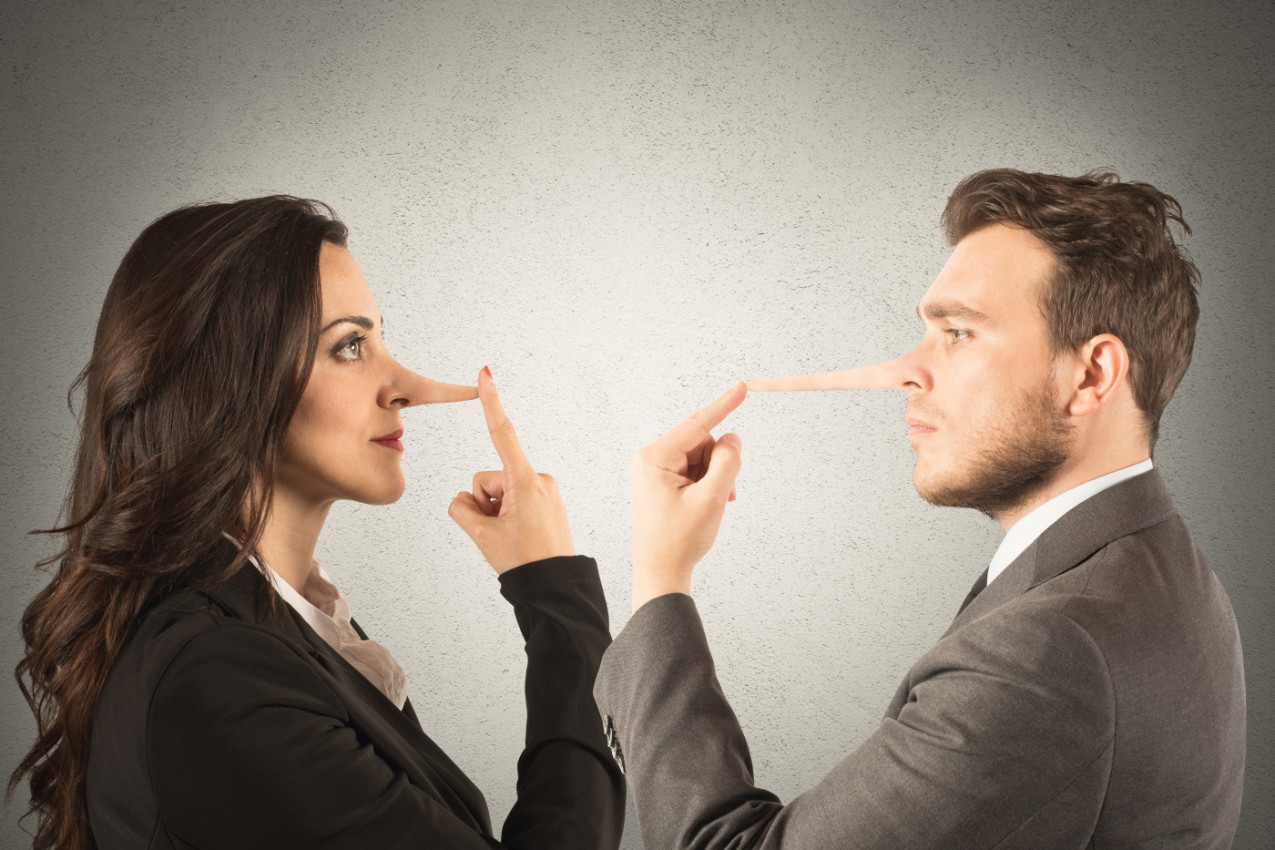 Advokat sa 40 godina iskustva objašnjava kako da odmah prepoznate lažova: Obratite pažnju na ove fraze!