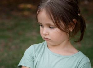 Verovalo se da ovo žensko ime nosi prokletstvo: Danas budi strah i izbegava se generacijama
