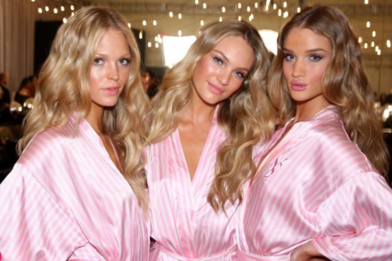 Napravite same lokne kao VIKTORIJINI ANĐELI: Ne morate kod frizera, uspećete bez ičije pomoći! (VIDEO)