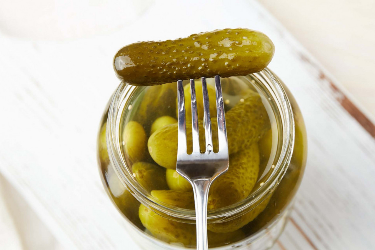 Da li kiseli krastavci pomažu pri mršavljenju? Evo šta treba da znate