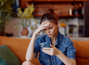 Ljubav preko interneta koja se pretvorila u noćnu moru: "Nasela sam na priču LAŽNOG DOKTORA, a to je bio tek početak!"