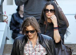 Glumica je bila u braku sa 15 godina mlađim: On je je imao BOLESNE ZAHTEVE u krevetu, ali je na SVE pristala zbog ovoga