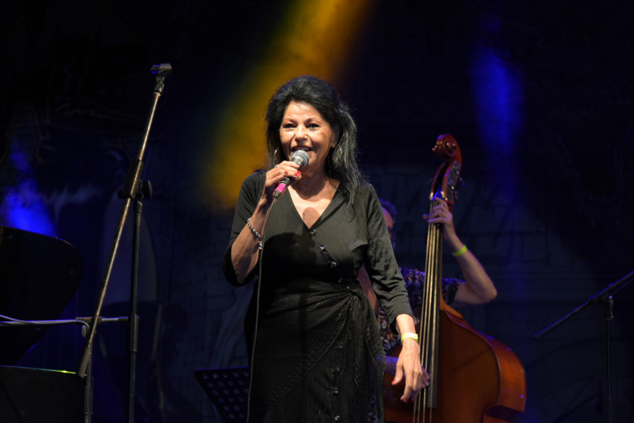 Život je lep i treba uživati u svakom danu jer je jedan, treba zaista voleti život