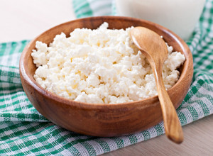 Nekada su ga zvali hranom za siromašne, a danas je svetski hit: Nutricionisti oduševljeni sirom koji topi kilograme