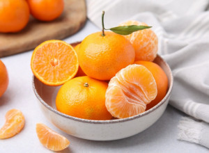 Ne bacajte koru mandarine! Nećete verovati kako vam može pomoći i koje probleme rešava
