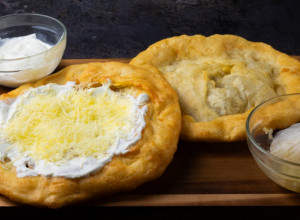 Originalni langoš kao iz Mađarske: Dodajte 1 sastojak i testo će biti poput oblaka