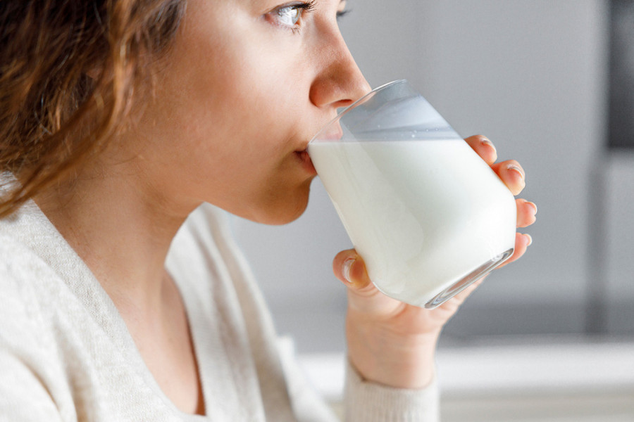 Neverovatno otkriće: MLEKO je BOLJE OD VODE za hidrataciju, evo i zašto - naučnici su zapanjeni!