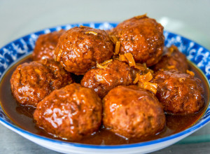 Mali TRIK koji čini ćufte savršeno sočnim - u smesu dodajte vodu, ali na ovaj NAČIN, i topiće se u ustima