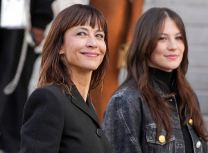 Svi pogledi u Parizu bili su uprti u prelepu Sofi Marso i ćerku koja je njena kopija - savršena lekcija francuskog stila