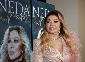 Nikad usamljena i nikad nesrećna, to je moj moto. Voljena sam i obožavana toliko da me ta ljubav i čini ovako mladom i srećnom