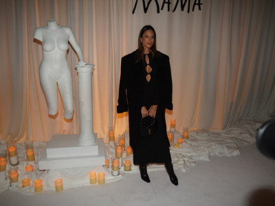 Na venčanju sa Jevremom je nosila maramu, a svi se pitaju šta to znači