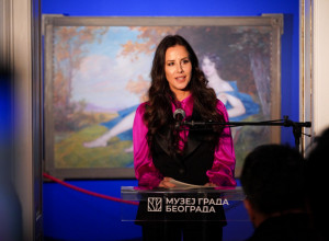 TAMARA VUČIĆ primila nagradu Muzeja grada Beograda i održala lekciju stila - o ovom KAPUTU će se pričati