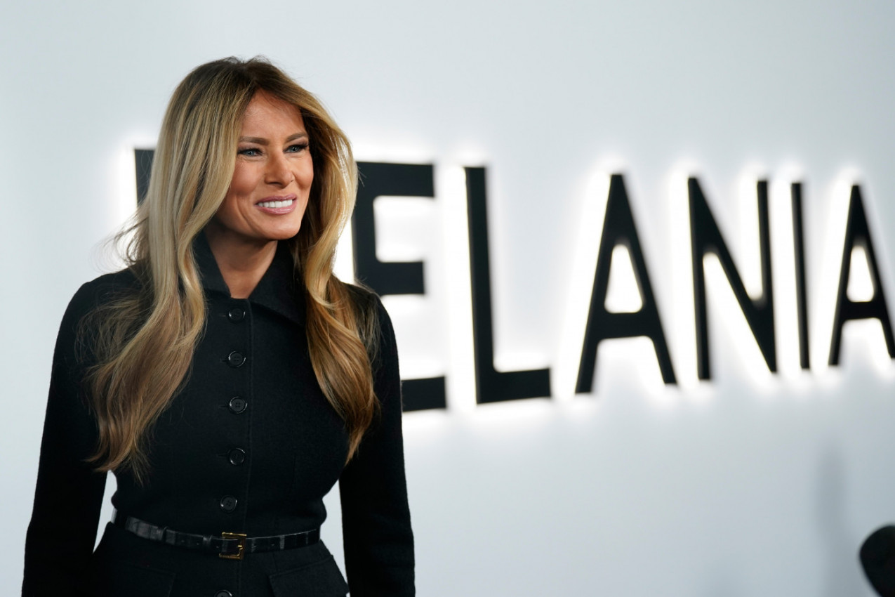 Ovako izgleda MELANIJINA ROĐENA SESTRA koju krije od očiju javnosti: U najintimnijem nastupu je pomenula, pa osvanula FOTKA