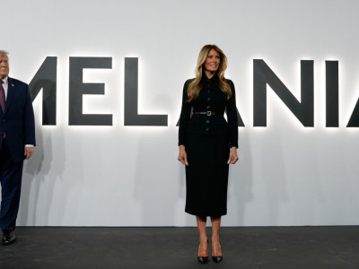 Melanija pozira paparacima