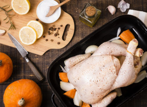 NAJVIŠE KOLAGENA ima u ovom delu PILETINE: Evo kako da je pravilno pripremite i izvučete najbolje