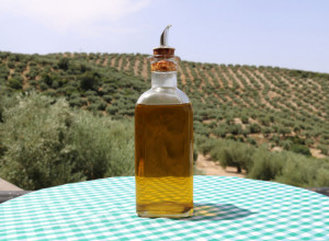 Gotovo svi nasedaju: Jedan brzi test otkriva da li je u pitanju LAŽNO MASLINOVO ULJE