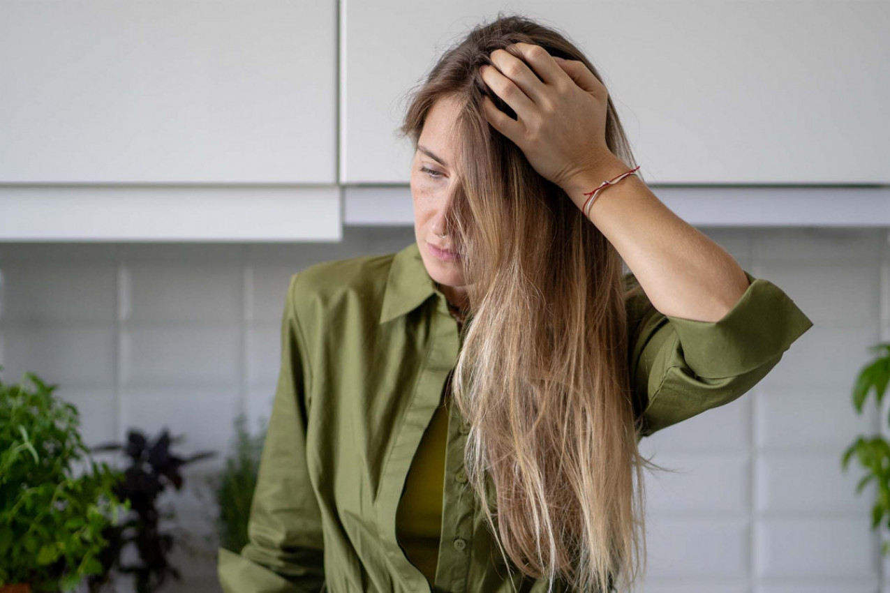 ZAŠTO sve češće ZABORAVLJAMO: 5 iznenađujućih uzroka koji utiču na naš mozak