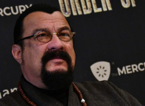 PUTINOV PRIJATELJ prodaje vilu po suludoj ceni: Zavirite unutar ekstravagantnog doma STIVENA SIGALA u Moskvi! (GALERIJA)