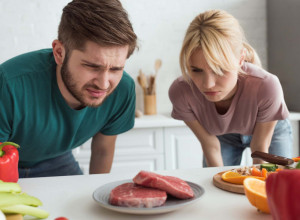 Naučnici presudili, evo ko ima veće šanse da doživi 100 godina - MESOJEDI ILI VEGANI: Jedan faktor je presudan!