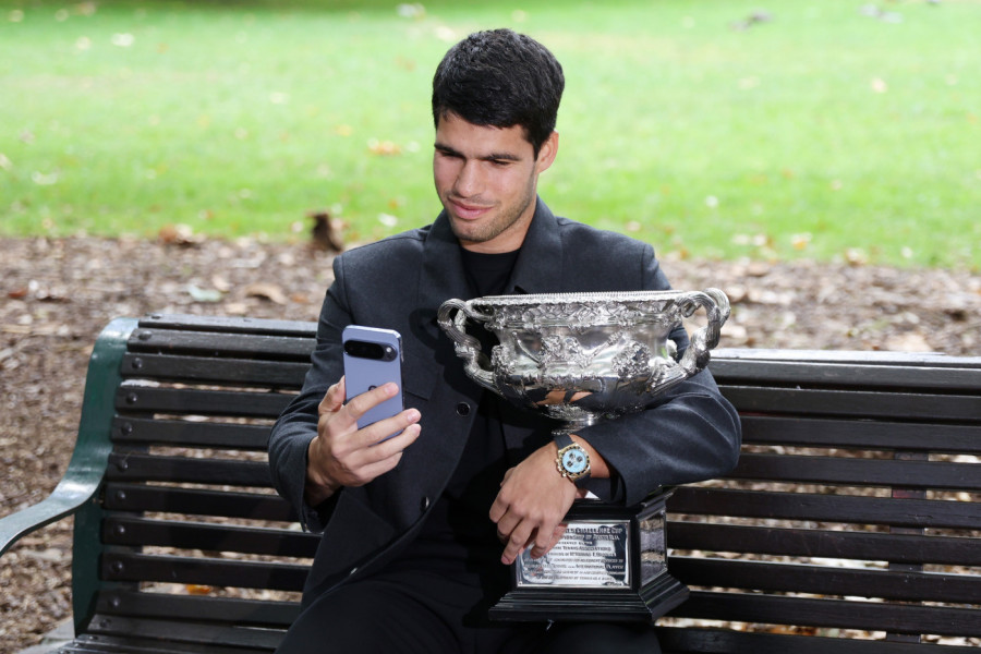 Ovako izgleda ALKARAZOV STAN u kojem živi sa roditeljima: Milioner pokazao mušemu kakvu ima gotovo svaki SRBIN, a evo gde spava