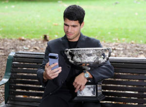 Ovako izgleda ALKARAZOV STAN u kojem živi sa roditeljima: Milioner pokazao mušemu kakvu ima gotovo svaki SRBIN, a evo gde spava