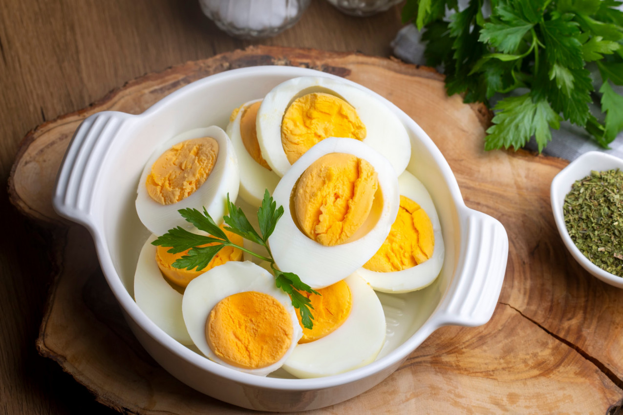 Dijeta sa kuvanim jajima: Za nedelju dana skine i do 5 KG - ovo je detaljan jelovnik koji će vas istopiti