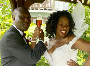 Svakih pet godina novo VENČANJE, nova haljina, novi prsten – ovako oni održavaju STRAST u braku