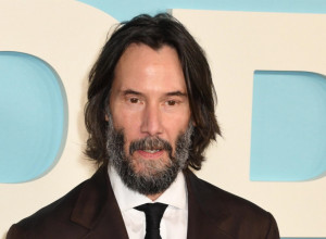 KIJANU RIVS više ne izgleda ovako: Promena je i više nego očigledna - kažu da se podmladio 20 godina! (GALERIJA)