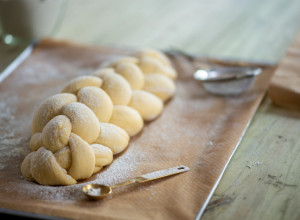 UVIJENE KROFNE su slatkiš koji morate da probate: Ako volite testo, ovom receptu ćete se obradovati