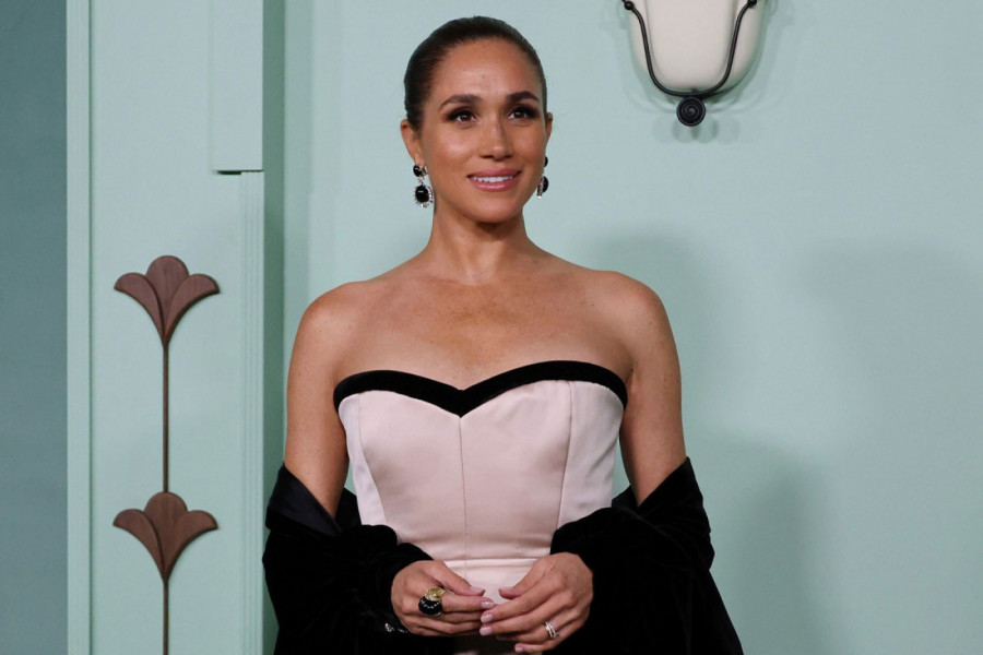 MEGAN MARKL bez Harija zasenila sve u Los Anđelesu: SPEKTAKL od haljine - ni  traga od domaćice