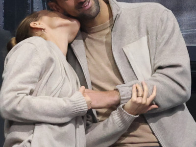 Jelena i Novak razmenjuju nežnosti