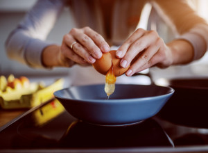 Kako da proverite da li je jaje pokvareno: 3 jasna znaka koje ne smete ignorisati