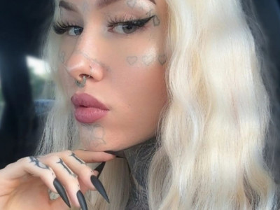 Zbog izgleda je u svađi sa porodicom