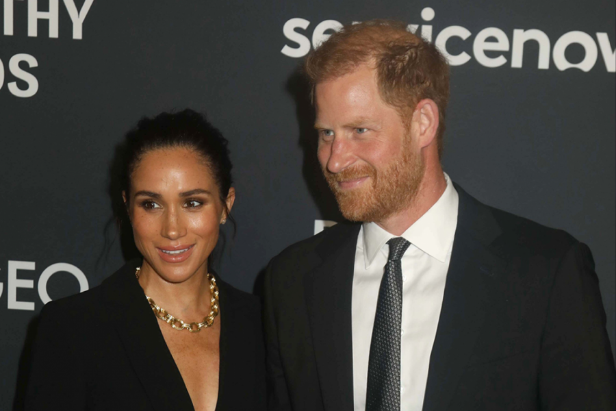 Ovako izgleda ćerka PRINCA HARIJA I MEGAN MARKL: Osvanula retka fotografija princeze Lilibet, nema više sumnje na koga liči! (FOTO)