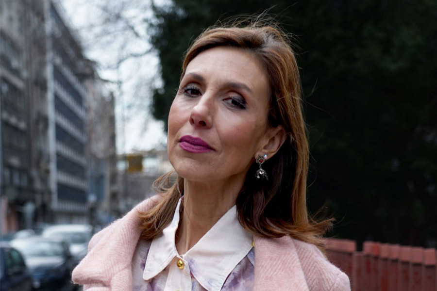 DRINA PEŠIĆ je kraljica stila za kojom se svi okreću: Kaput za nežne dame i haljina koja priziva proleće nikome ne stoji kao njoj