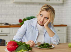 Zašto se neki ljudi NIKAD ne UGOJE, a drugi talože kilograme čim pogledaju hranu: Nauka daje odgovor