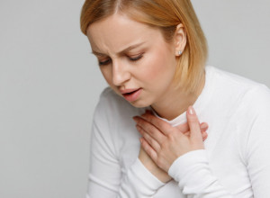 ZADIŠETE SE posle nekoliko stepenica? Lekari upozoravaju: Ovaj SIMPTOM može da bude tihi alarm ozbiljne bolesti!