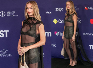 Margo Robi se pojavila na Tropfestu u Australiji u "Šanelovom" (Chanel Haute Couture) kompletu