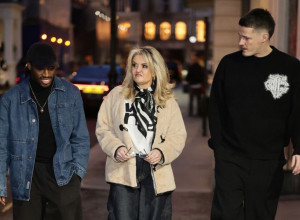 Lice joj se raspadalo od LOŠIH OPERACIJA: Glumica se konačno pojavila u javnosti, evo kako danas izgleda Danijela (GALERIJA)